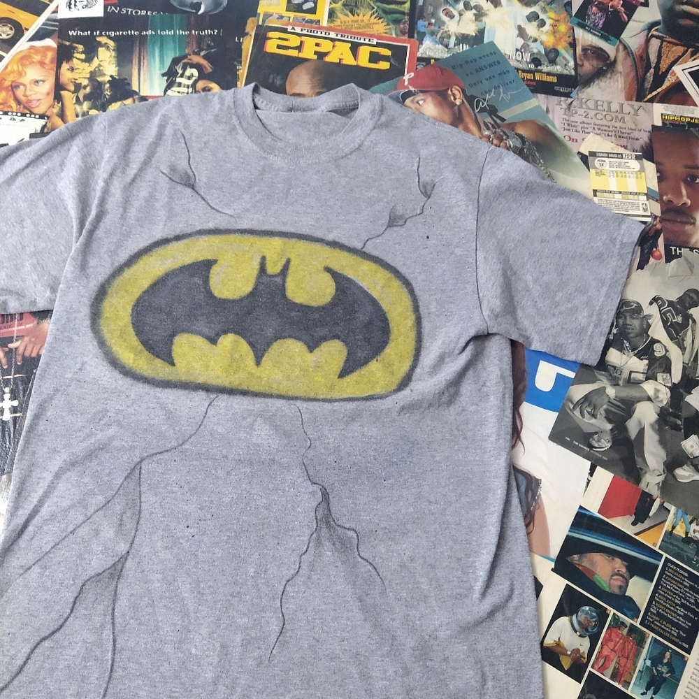 Vintage Batman Airbrush Logo Tee Large
